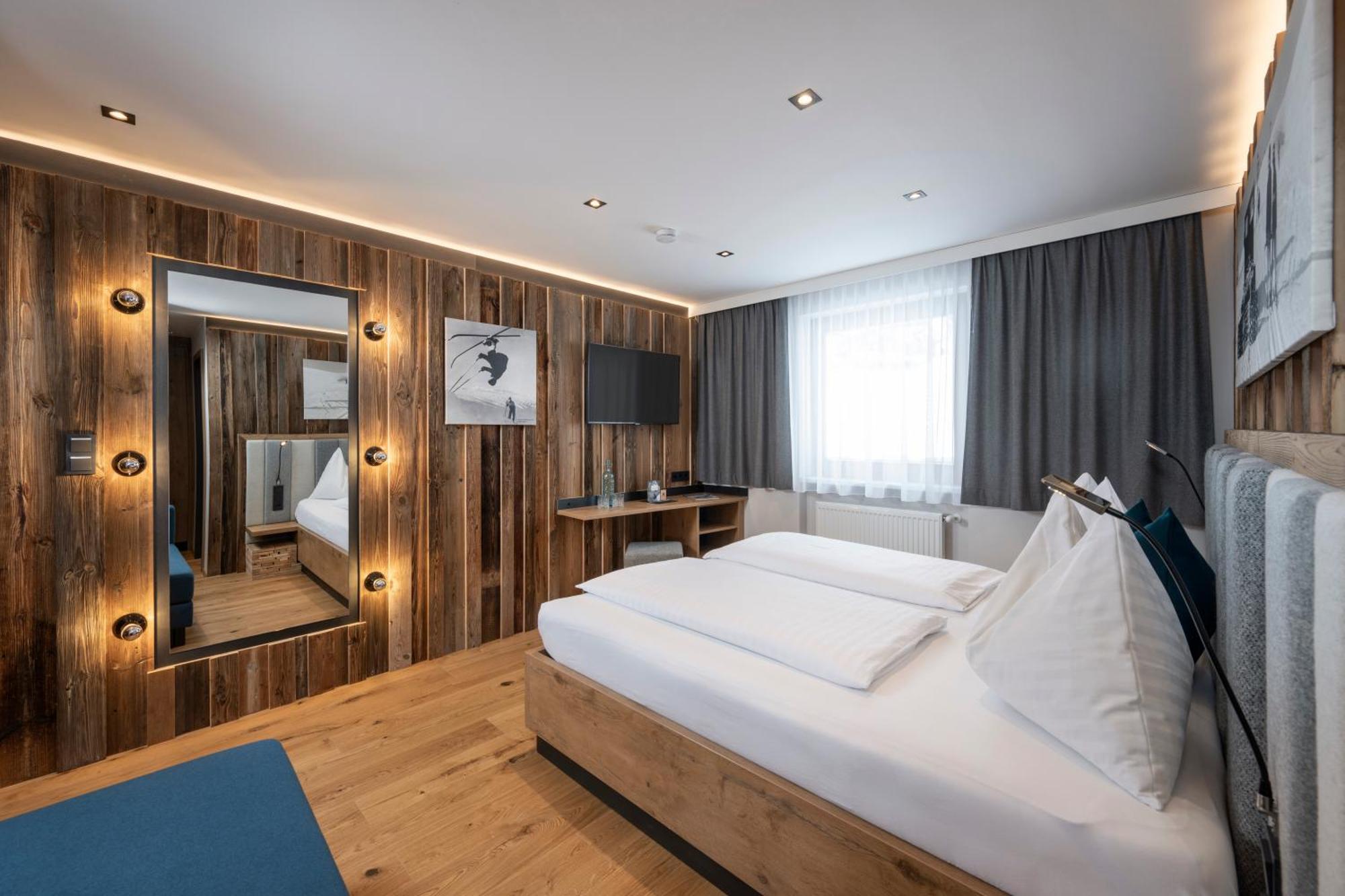 Austria Alpinhotel Ski In Ski Out An Der Edelweissbahn اوبرتاورن المظهر الخارجي الصورة